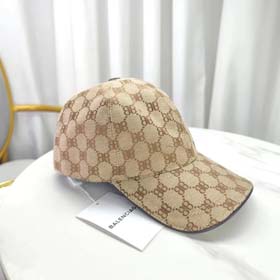 Balenciaga (40 estilos) - 2300  