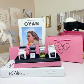 TOMFORD TF Edição limitada Fragrança assinatura 8 peças conjunto um caso de pó-3187  