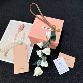 MIUMIU couro lírio do saco do vale pendurado cordão pendente-3667  