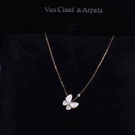 Van Cleef & Arpels ouro e branco Mãe de Pérola Borboleta Colar-3694  