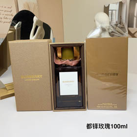 Burberry Alta Couture Tudor Rose Perfume-3335  