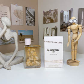 Burberry Flor e Sua Água de Parfum-3346  