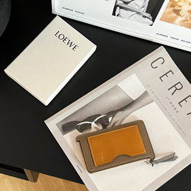 Loewe cartão titular ID titular-4012  