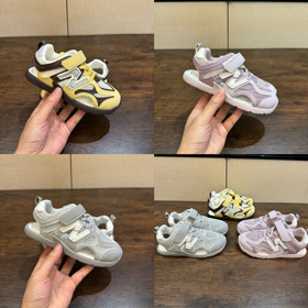 MIUMIU co-marca rio rastreamento malha sandálias respiráveis para crianças-4181  