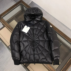 Moncler FW22 Violier Homem-Aranha Homem-Aranha zíper cor sólida com capuz jaqueta para baixo jaqueta-4319  