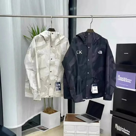 O NORTH FACE x KAWS junta bordado com capuz jaqueta quente-4371  