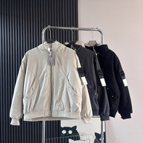 Ilha de pedra quente casaco bombardeiro com capuz com colarinho de pele-5188  