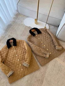 Burberry clássico corduroy colar diamante acolchoado jaqueta em algodão dourado-5300  