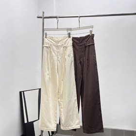 Calças casuais de cintura com cordão Miu Miu com um ajuste relaxado e fluente-5302  